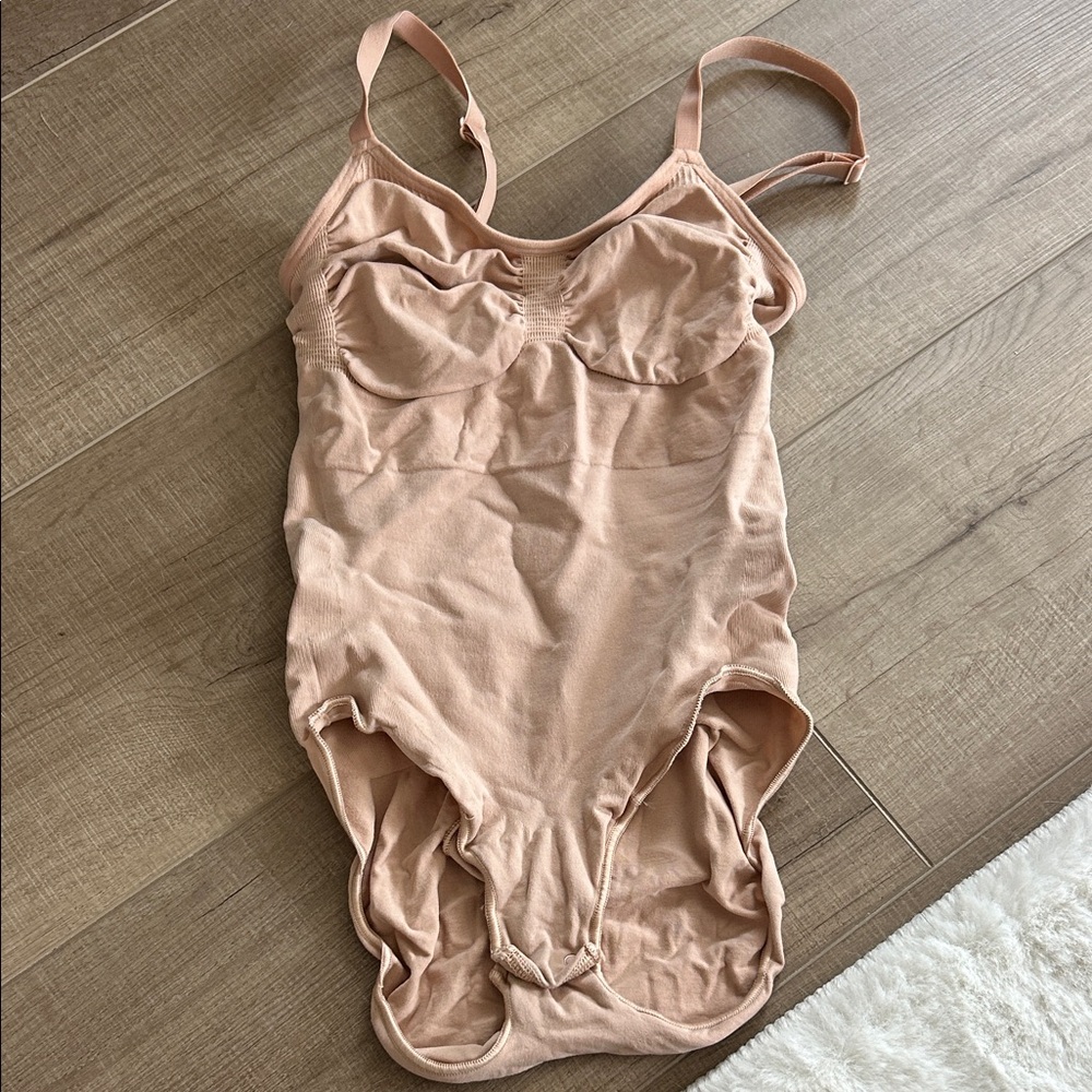 Skims shapewear